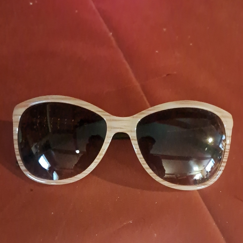 Stylish Brown Sunglasses